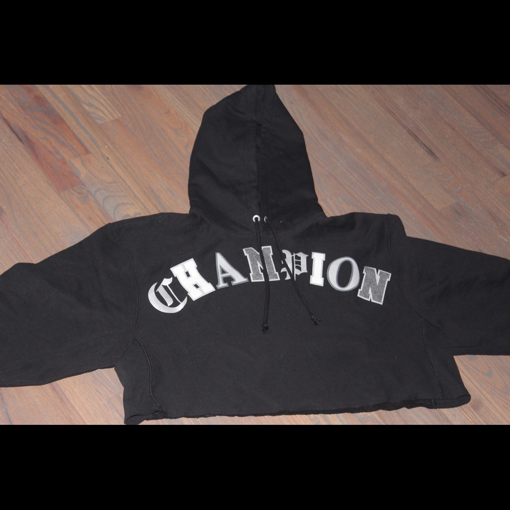 Cropped Champion Hoodie